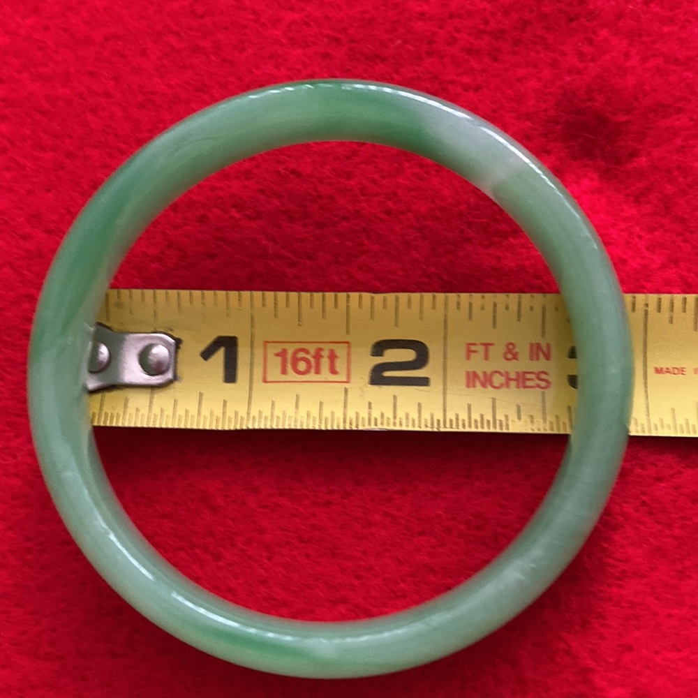 Genuine green jade bangle bracelet - Picture 5 of 5